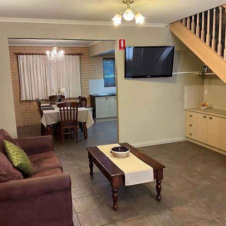 Albury Georgian Motel & Suites Εξωτερικό φωτογραφία